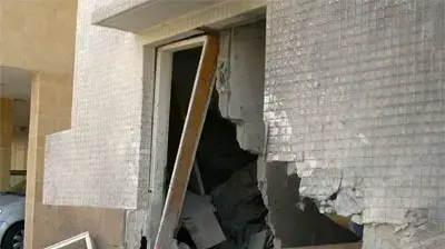 נפילת טיל על מדרכה בנהריה בשבוע האחרון (צילום:אלירן ויצמן)