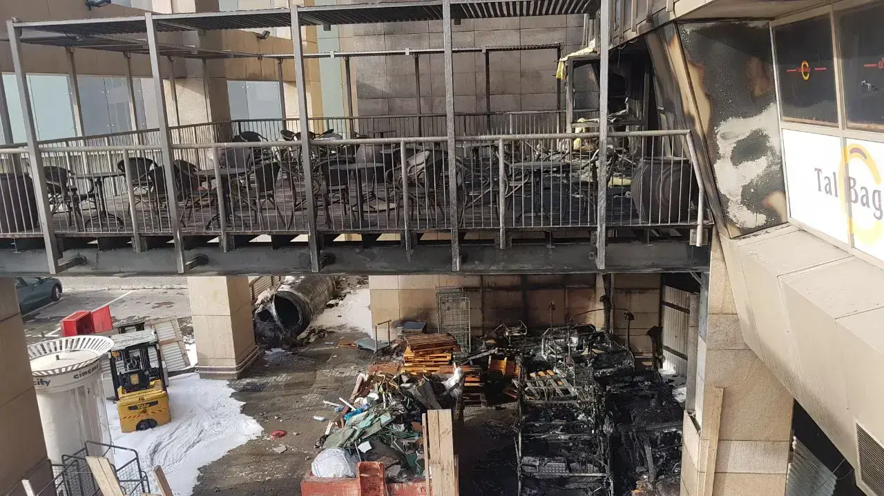 שריפה במתחם סינמה סיטי בגלילות, 11 באפריל 2017 שריפה במתחם סינמה סיטי בגלילות, 11 באפריל 2017