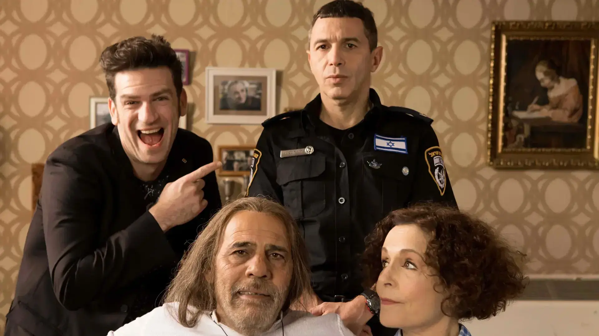 אורי גבריאל ב"השוטר הטוב" אורי גבריאל ב"השוטר הטוב"