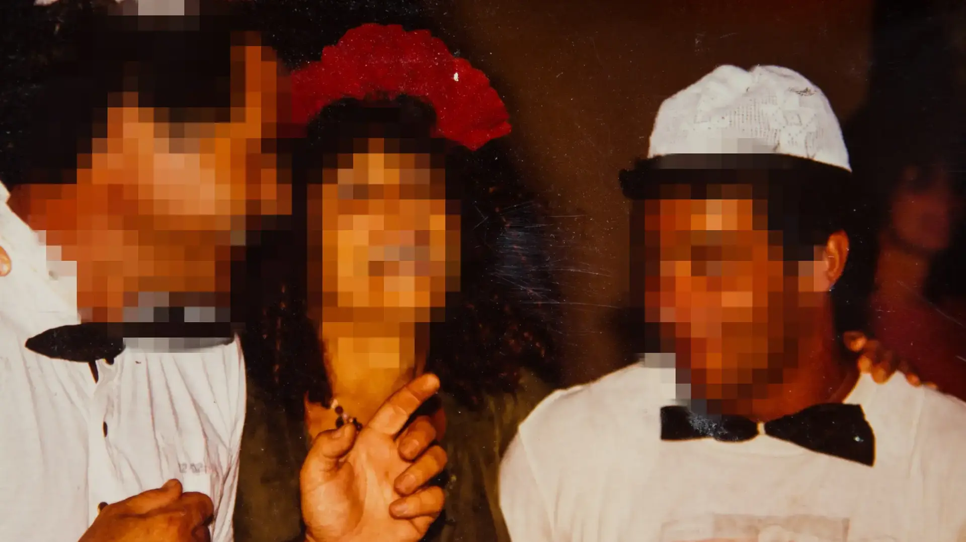 סוכנת המוסד לשעבר, יולה שהשתתפה במבצע אחים, כתבתו של אורן נהרי אפריל 2017 סוכנת המוסד לשעבר, יולה שהשתתפה במבצע אחים, כתבתו של אורן נהרי אפריל 2017