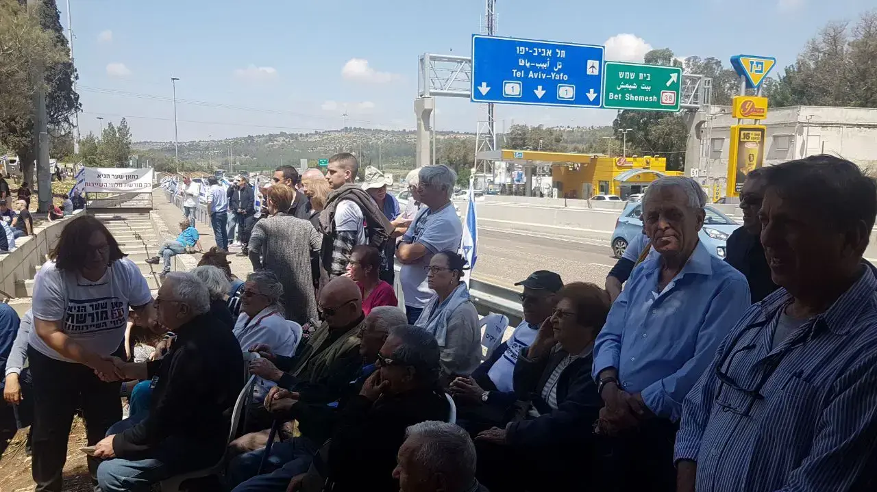 ותיקי הפלמ"ח השתתפו בטקס בשער הגיא וקראו למקום על שם החללים ופורצי הדרך, אפריל 2017 ותיקי הפלמ"ח השתתפו בטקס בשער הגיא וקראו למקום על שם החללים ופורצי הדרך, אפריל 2017