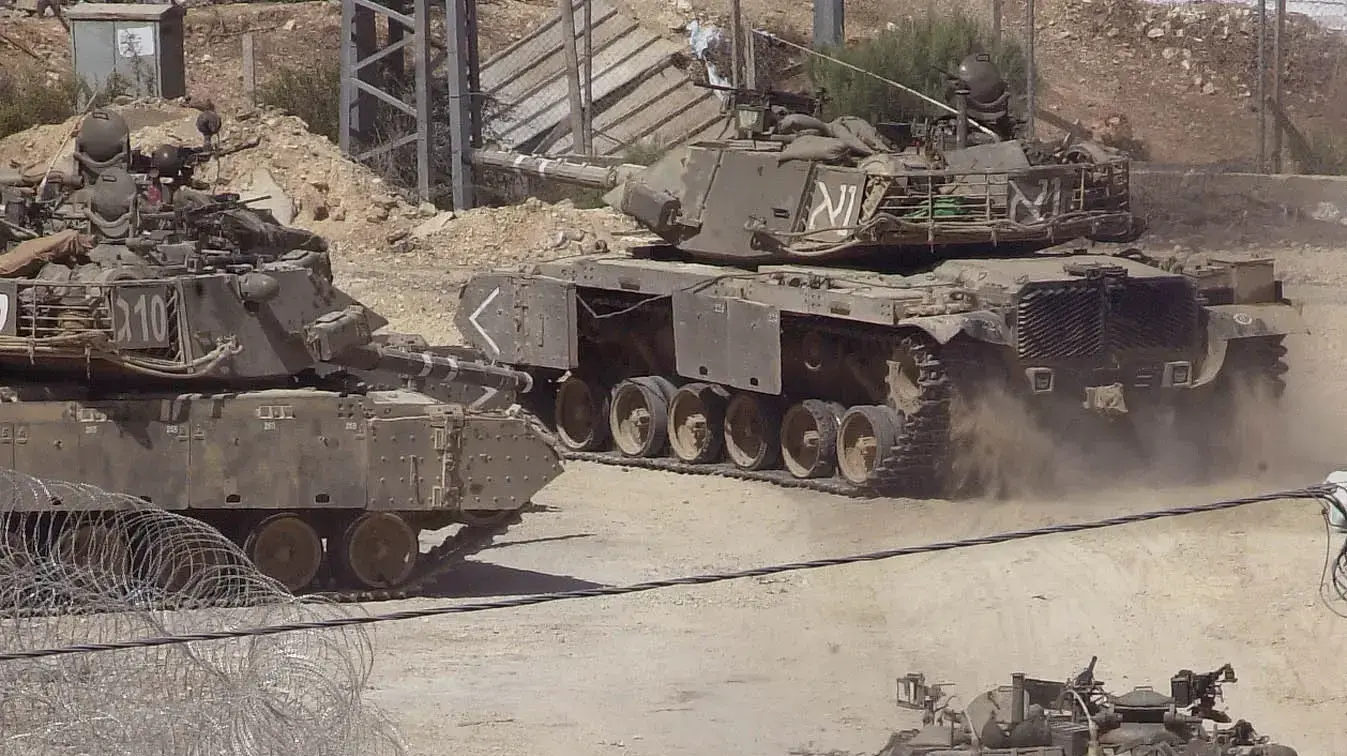 טנקים ונגמ"שים ברמאללה, האינתיפאדה השנייה, 2002 טנקים ונגמ"שים ברמאללה, האינתיפאדה השנייה, 2002