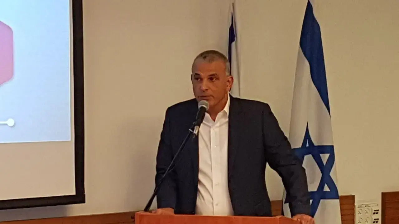 שר האוצר משה כחלון במסיבת עיתונאים בקרית הממשלה בתל אביב, 18 באפריל 2017