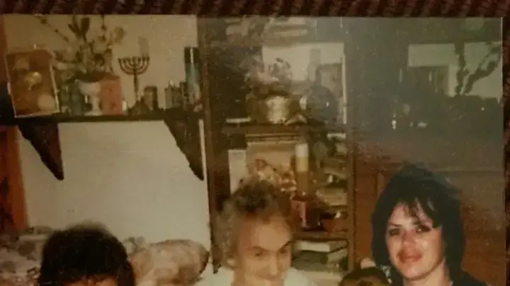 יוזף, חסיד אומות עולם, עם משפחתה של אנה ותמרה יוזף, חסיד אומות עולם, עם משפחתה של אנה ותמרה