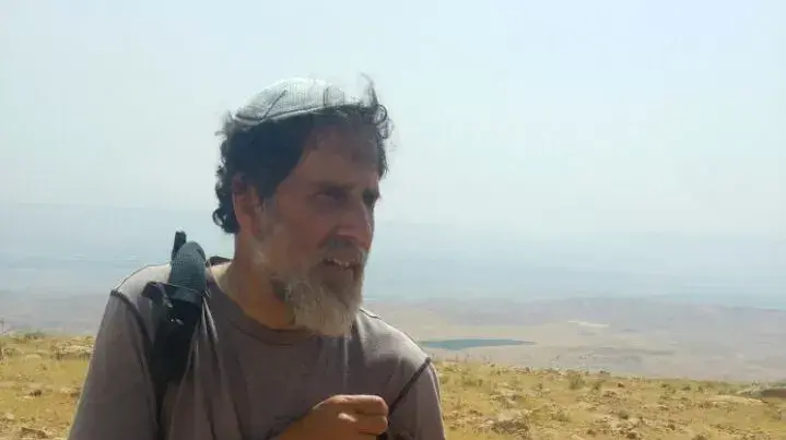 פעילי שמאל שליוו רועי צאן פלסטינים בבנימין הותקפו בידי מתנחלים, 21 באפריל 2017 פעילי שמאל שליוו רועי צאן פלסטינים בבנימין הותקפו בידי מתנחלים, 21 באפריל 2017