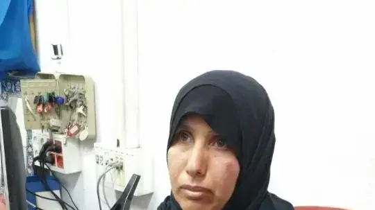 מפגעת אשר ביצעה את פיגוע הדקירה הבוקר (24/4) במחסום קלנדיה היא אסיא כעאבנה, בת 41, מתגוררת בדומא שבאיזור שכם. מפגעת אשר ביצעה את פיגוע הדקירה הבוקר (24/4) במחסום קלנדיה היא אסיא כעאבנה, בת 41, מתגוררת בדומא שבאיזור שכם.