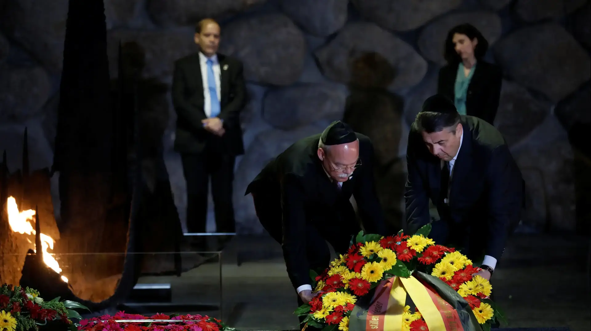 שר החוץ הגרמני, סיגמר גבריאל ביד ושם 24 באפריל 2017 שר החוץ הגרמני, סיגמר גבריאל ביד ושם 24 באפריל 2017