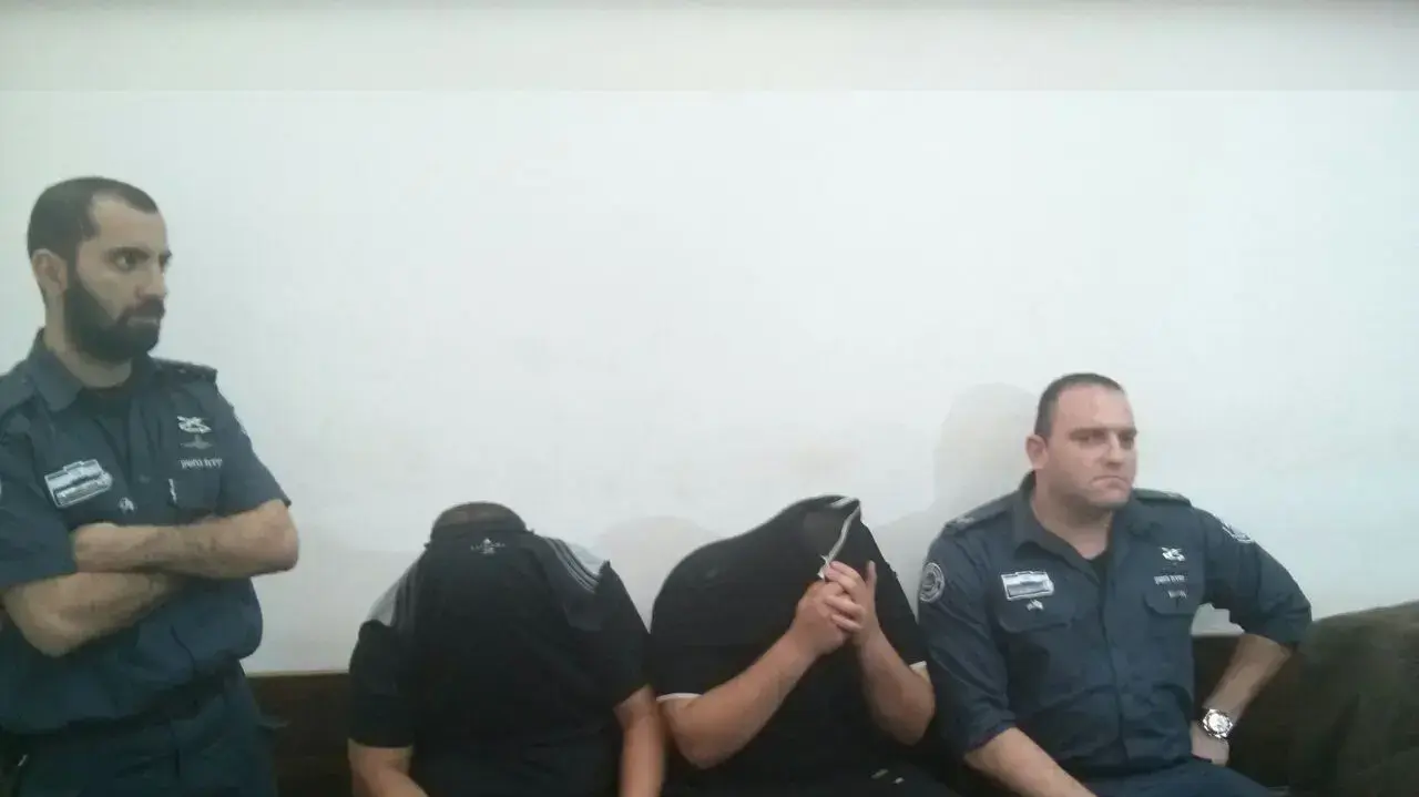 הארכות מעצר לשלושה חשודים באונס קבוצתי בהרצליה 25 באפריל 2017 הארכות מעצר לשלושה חשודים באונס קבוצתי בהרצליה 25 באפריל 2017