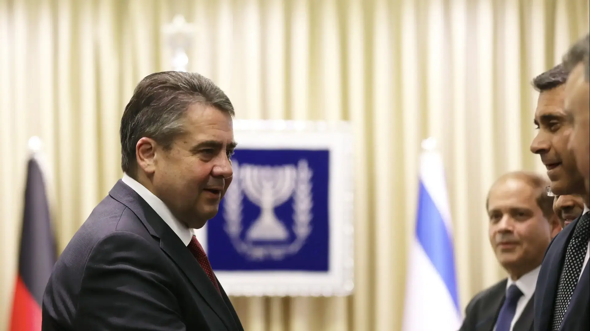 שר החוץ של גרמניה זיגמר גבריאל בפגישה עם הנשיא ראובן ריבלין, ירושלים, 25 באפריל 2017 שר החוץ של גרמניה זיגמר גבריאל בפגישה עם הנשיא ראובן ריבלין, ירושלים, 25 באפריל 2017