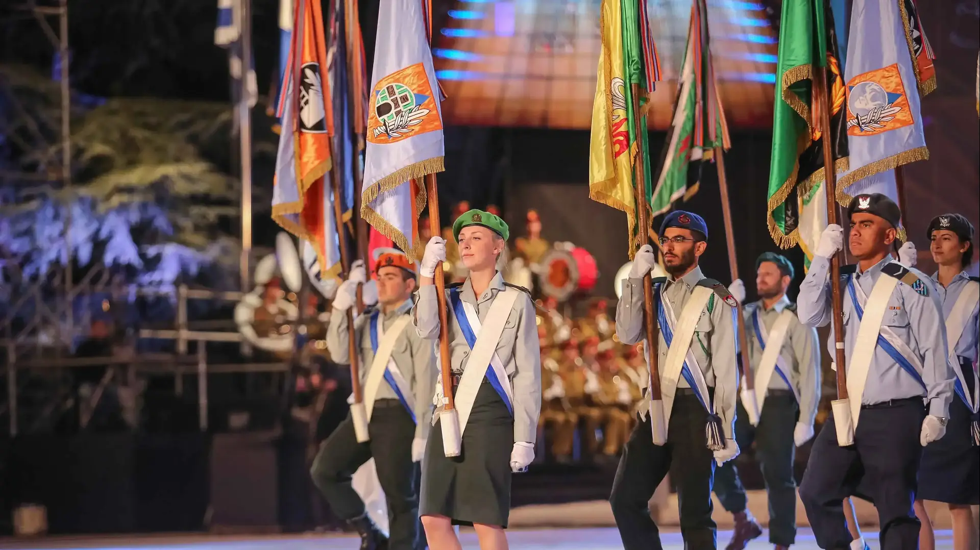 הכנות לטקס הדלקת המשואות בהר הרצל הערב, 1 במאי 2017