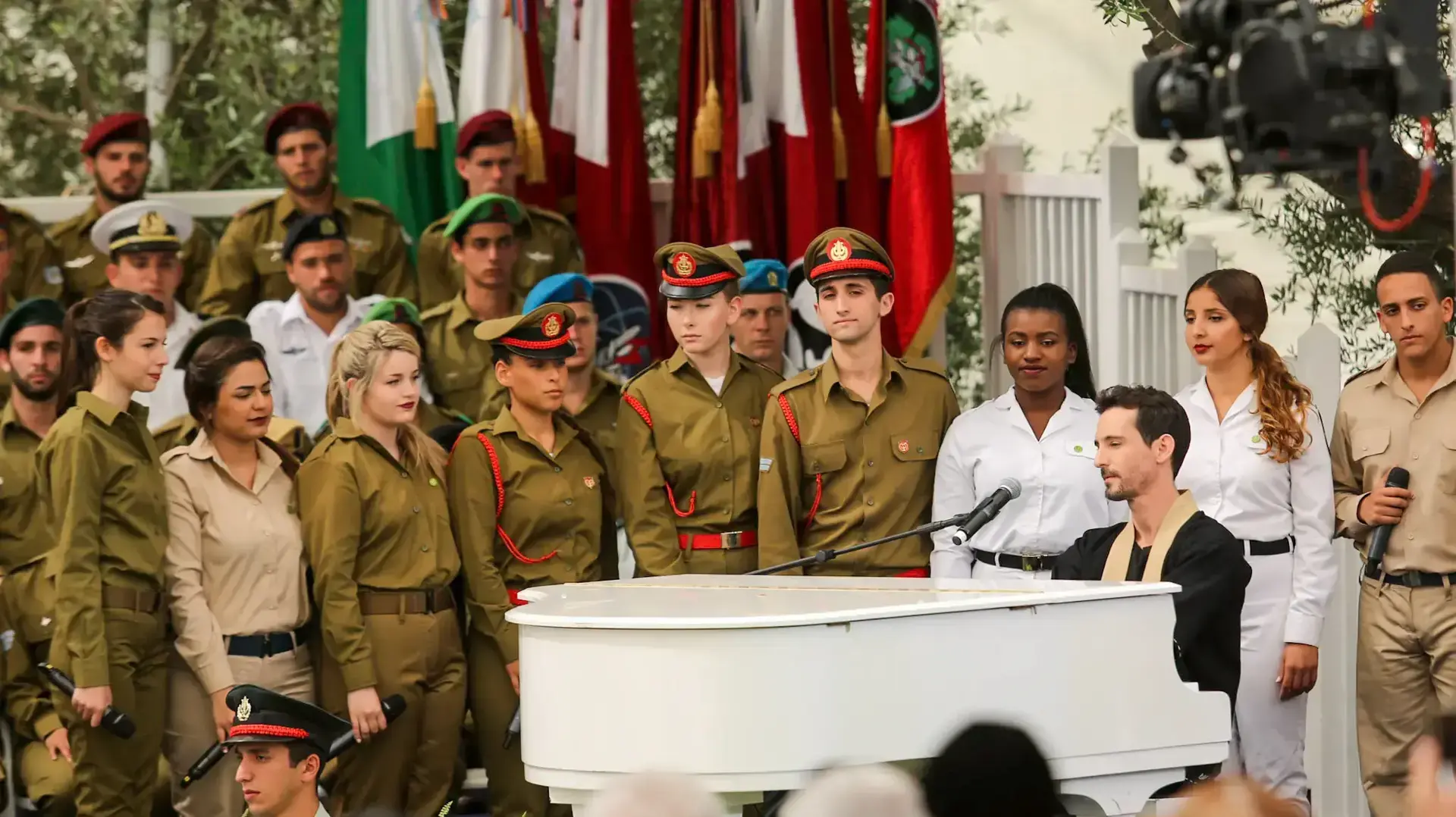 אירועי יום העצמאות ה- 69 באירוח נשיא המדינה ורעייתו הגברת נחמה ריבלין, בית הנשיא, ירושלים 2 במאי 2017 אירועי יום העצמאות ה- 69 באירוח נשיא המדינה ורעייתו הגברת נחמה ריבלין, בית הנשיא, ירושלים 2 במאי 2017