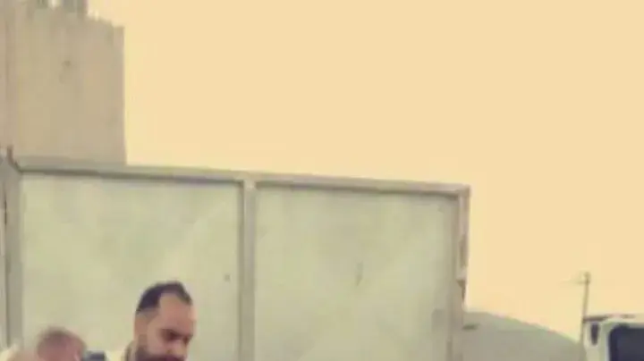 שופט כדורגל בן 17 שלף כרטיס אדום לשחקן וספג מכות קשות 4 במאי 2017 שופט כדורגל בן 17 שלף כרטיס אדום לשחקן וספג מכות קשות 4 במאי 2017