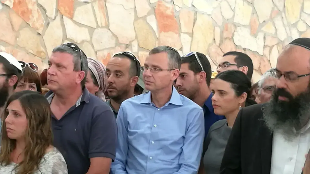 הלווייתו של השר לשעבר בני אלון בגבעת שאול בירושלים, 5 במאי 2017 הלווייתו של השר לשעבר בני אלון בגבעת שאול בירושלים, 5 במאי 2017