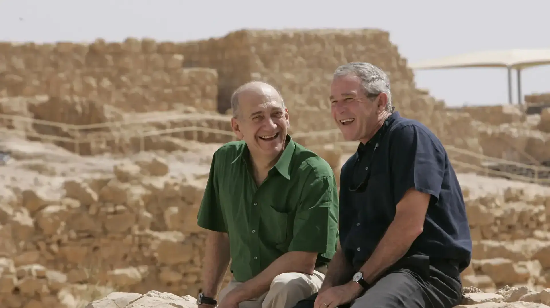 ג'ורג' בוש ואהוד אולמרט במצדה, יולי 2008 ג'ורג' בוש ואהוד אולמרט במצדה, יולי 2008