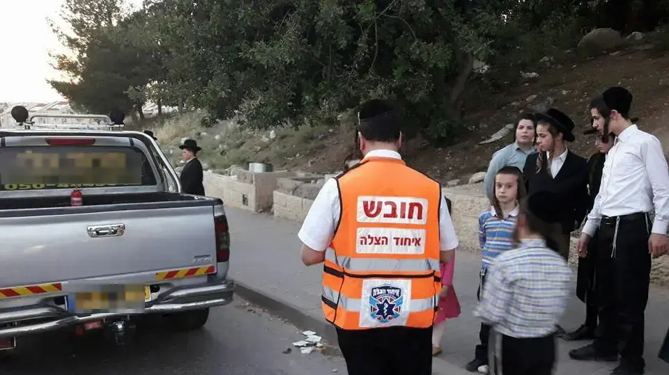אישה מבית שמש הותקפה על-ידי חרדי בגלל חוסר צניעות לטענתו 10 במאי 2017 אישה מבית שמש הותקפה על-ידי חרדי בגלל חוסר צניעות לטענתו 10 במאי 2017