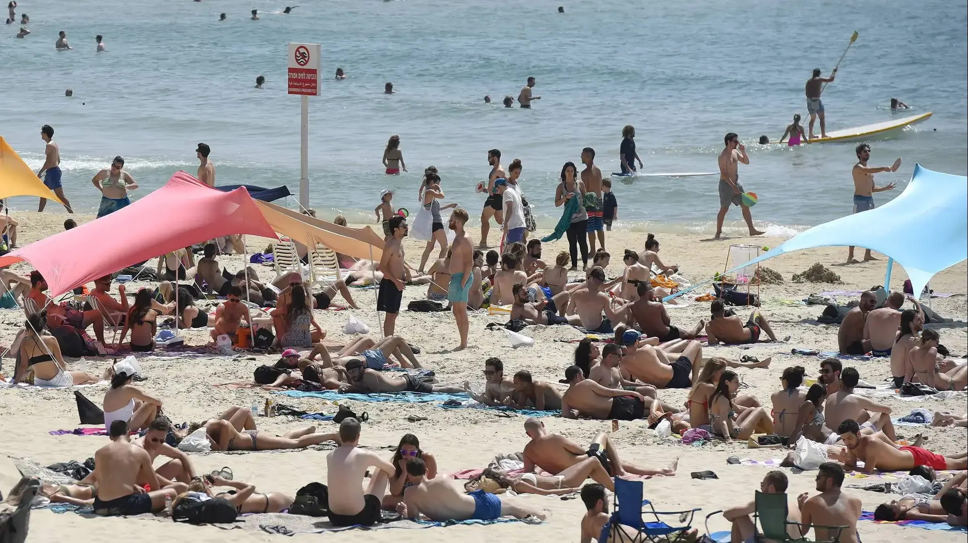 חוף הים בתל אביב, מאי 2017