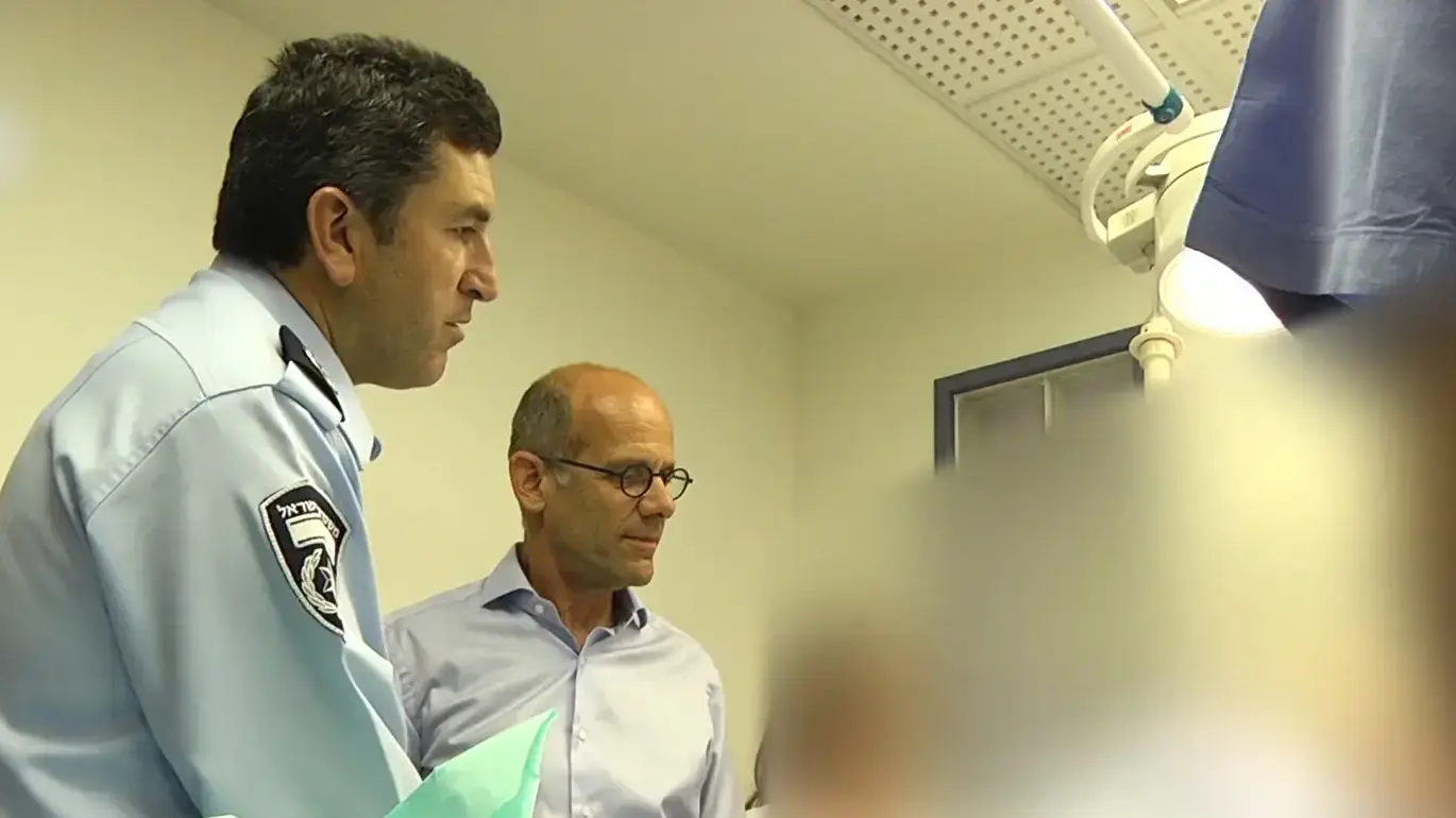 השוטר שנפגע בפיגוע הדקירה בשער האריות, ירושלים 13 במאי 2017 השוטר שנפגע בפיגוע הדקירה בשער האריות, ירושלים 13 במאי 2017