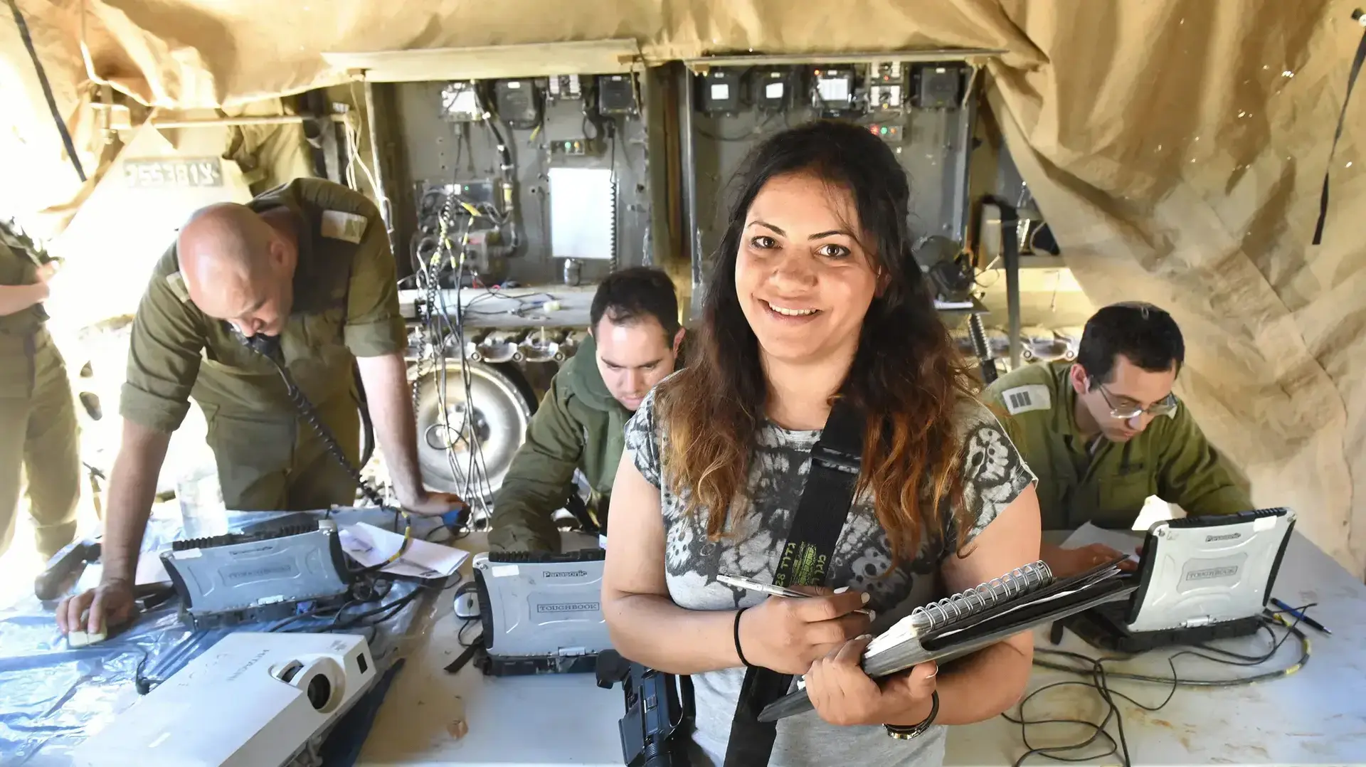 סרן נופר הראל, ע? שלישת הגדוד, בת 27 מירושלים, סטודנטית באוניברסיטה סרן נופר הראל, ע? שלישת הגדוד, בת 27 מירושלים, סטודנטית באוניברסיטה
