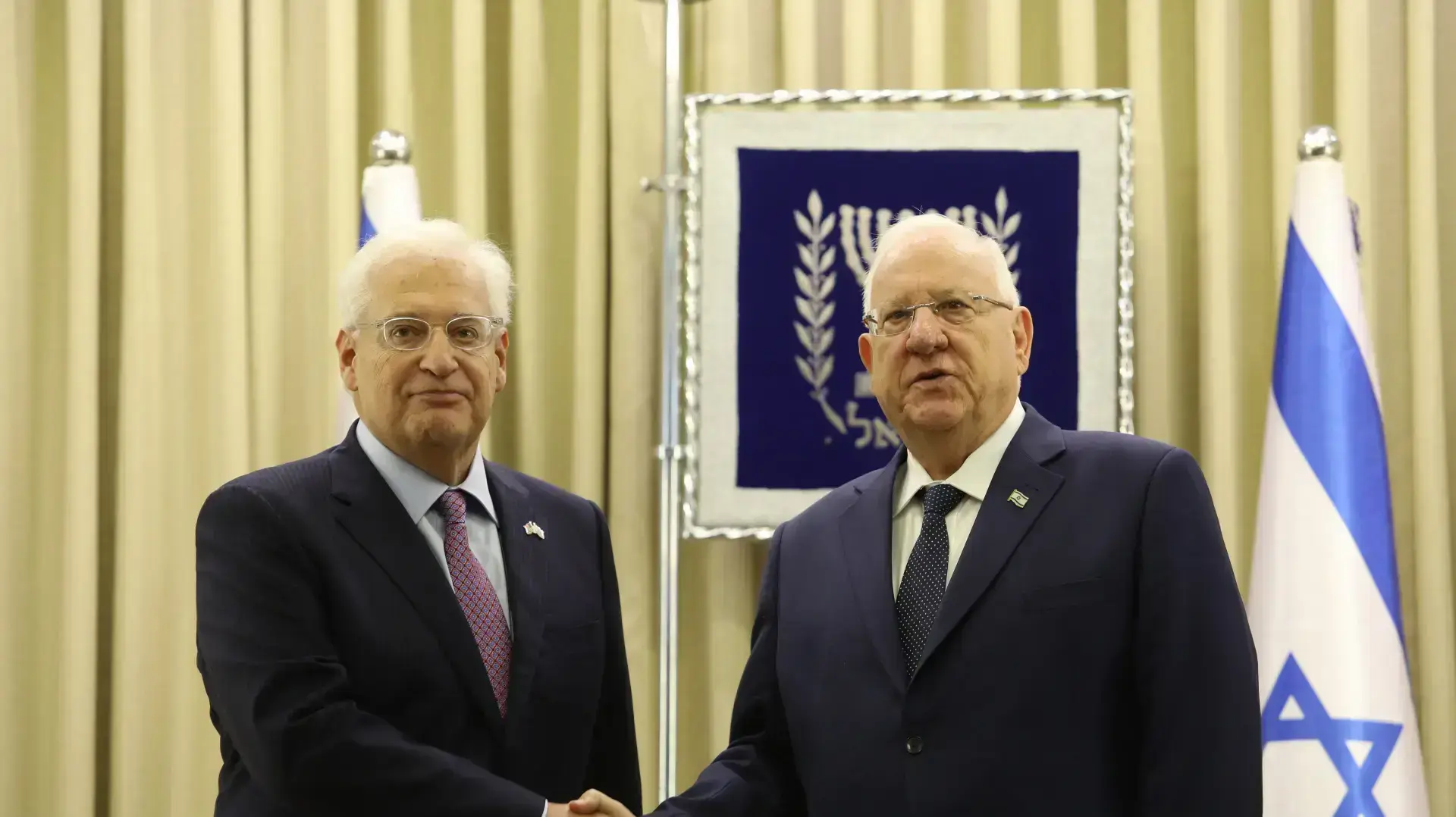 פגישת בין נשיא המדינה לשגריר ארה"ב דיוויד פרידמן 16 במאי 2017 פגישת בין נשיא המדינה לשגריר ארה"ב דיוויד פרידמן 16 במאי 2017