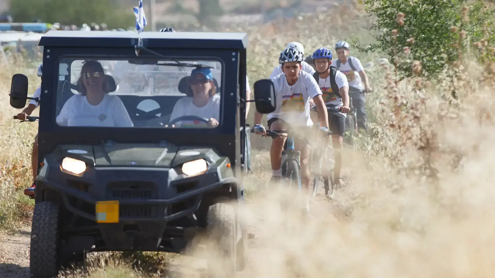 מסע אופניים בין כפר תבור לשיבלי בהובלת אמה של טל זינו שנדרסה למוות ב-2007 מסע אופניים בין כפר תבור לשיבלי בהובלת אמה של טל זינו שנדרסה למוות ב-2007