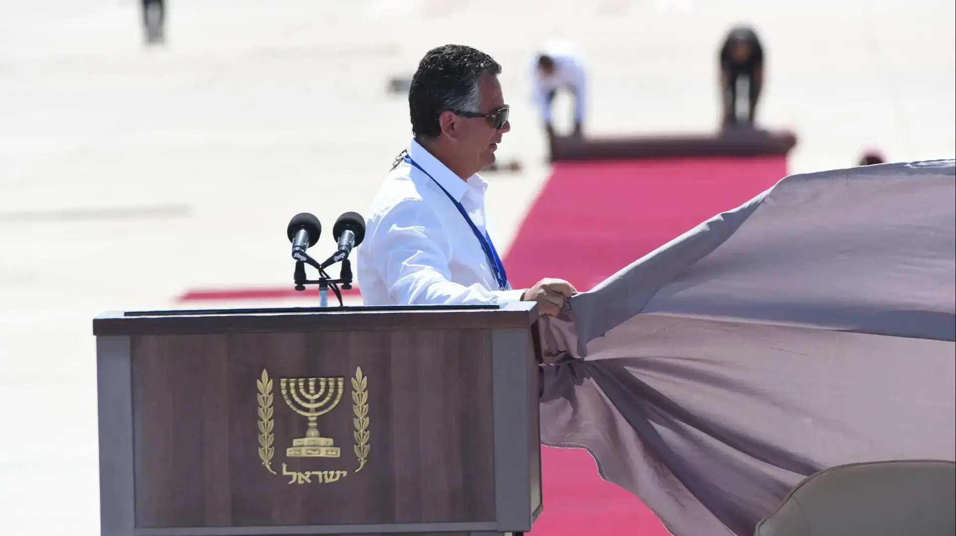 לקראת נחיתה של דונלד טראמפ בישראל שדה התעופה בן גוריון 22 במאי 2017 לקראת נחיתה של דונלד טראמפ בישראל שדה התעופה בן גוריון 22 במאי 2017