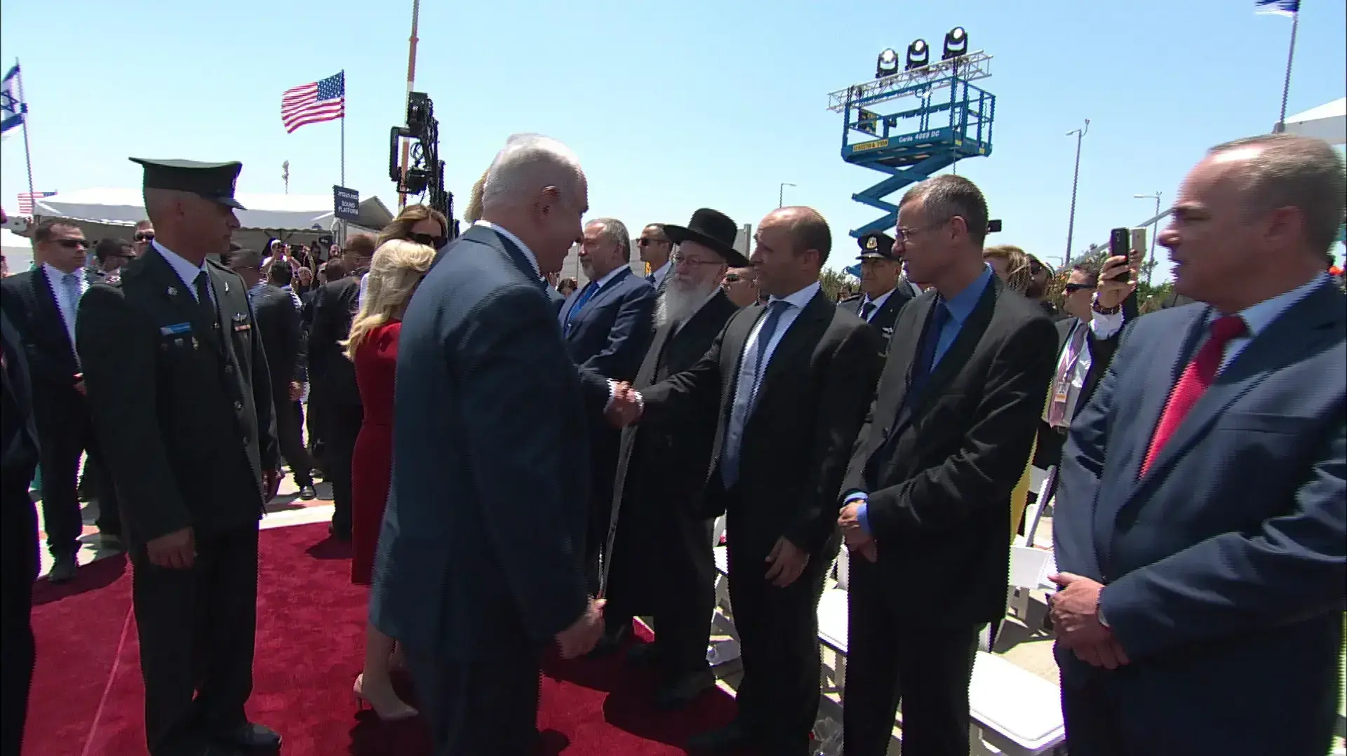 נחיתת נשיא ארה"ב דונלד טראמפ בישראל, שדה התעופה בן גוריון, תל אביב 22 במאי 2017 נחיתת נשיא ארה"ב דונלד טראמפ בישראל, שדה התעופה בן גוריון, תל אביב 22 במאי 2017