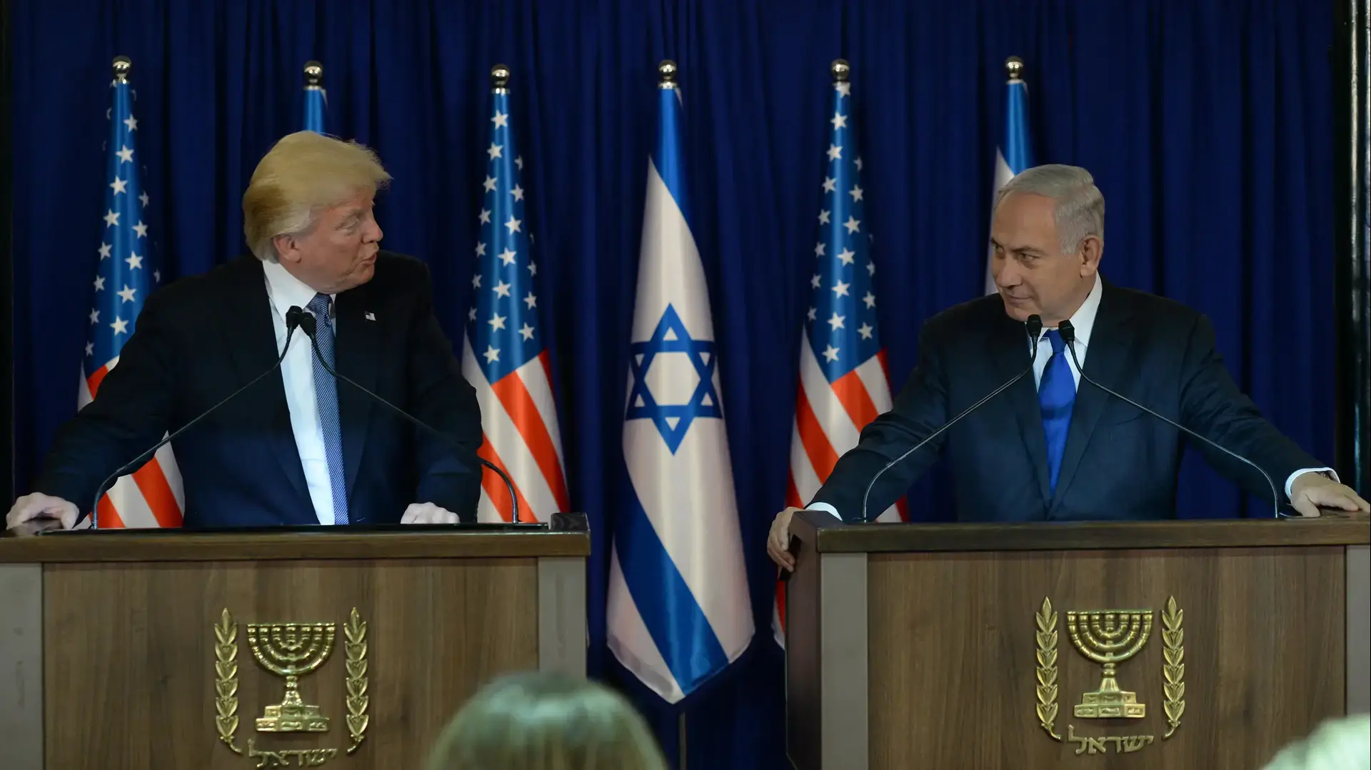 נתניהו וטראמפ בהצהרות בבית רוה"מ הערב 22 במאי 2017 נתניהו וטראמפ בהצהרות בבית רוה"מ הערב 22 במאי 2017