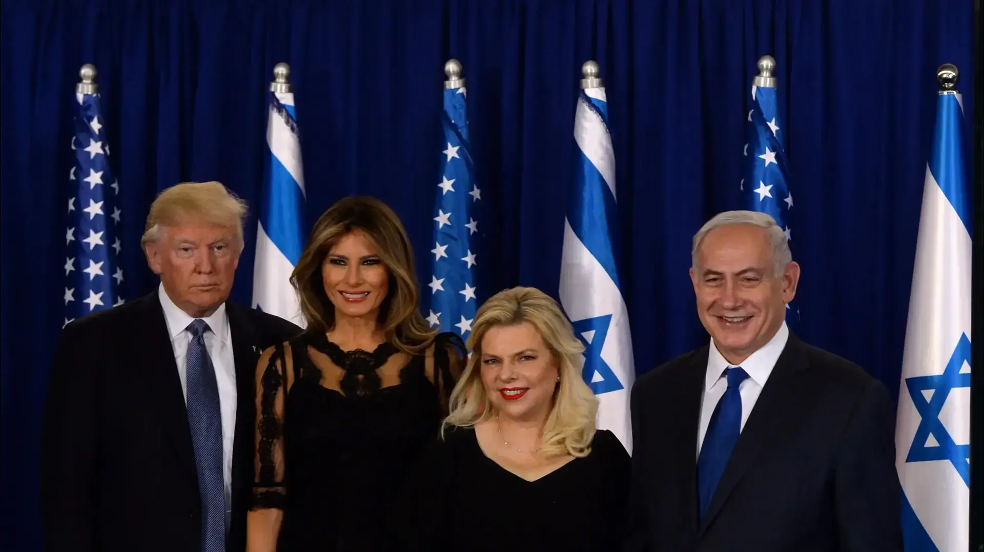 ראש הממשלה בנימין נתניהו ורעייתו שרה נשיא ארה"ב דולנד טראמפ ורעייתו מלאניה בבית רה"מ 22 במאי 2017 ראש הממשלה בנימין נתניהו ורעייתו שרה נשיא ארה"ב דולנד טראמפ ורעייתו מלאניה בבית רה"מ 22 במאי 2017