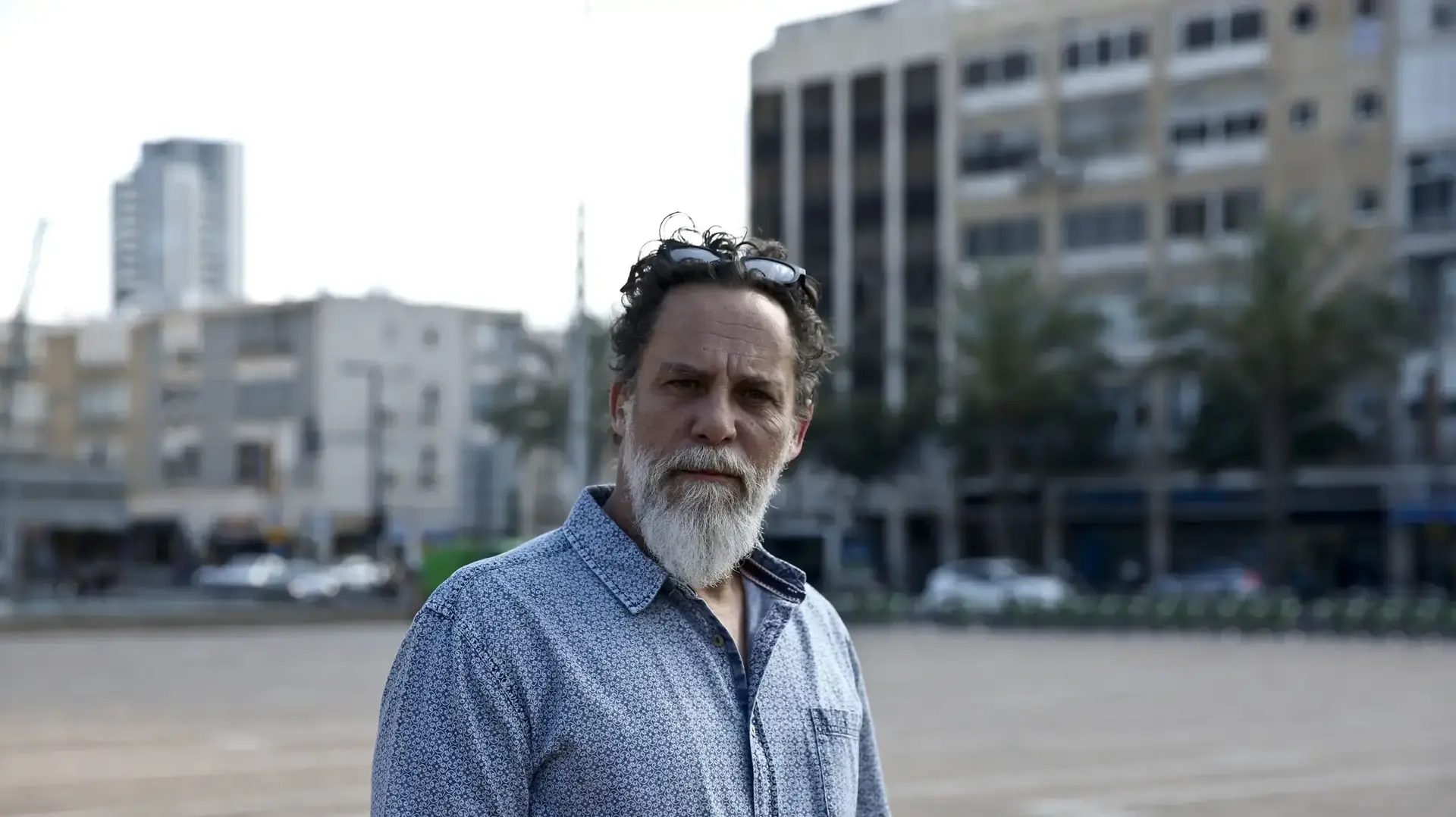 רני בלייר רני בלייר