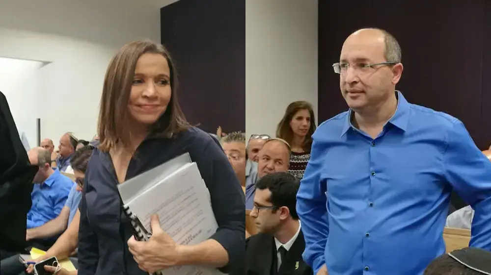 שלי יחימוביץ' ואבי ניסנקורן בבית המשפט המחוזי בתל אביב בדיון בעניין הבחירות להסתדרות, מאי 2017 שלי יחימוביץ' ואבי ניסנקורן בבית המשפט המחוזי בתל אביב בדיון בעניין הבחירות להסתדרות, מאי 2017