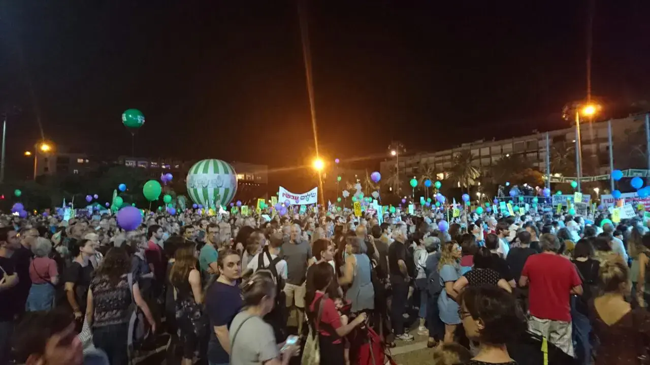 עצרת תנועת "שלום עכשיו" בכיכר רבין שבתל אביב, 27 במאי 2017 עצרת תנועת "שלום עכשיו" בכיכר רבין שבתל אביב, 27 במאי 2017