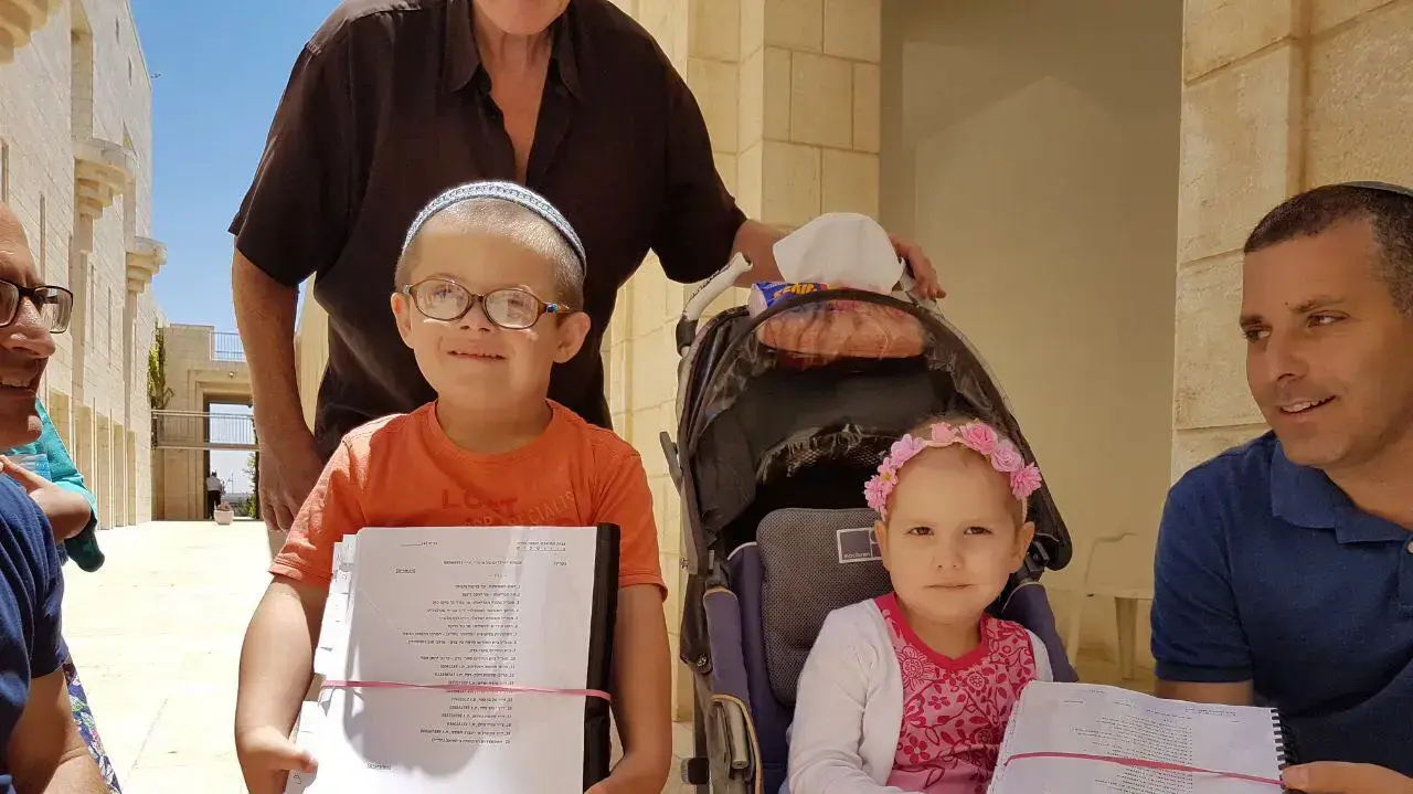 הורי הדסה מגישים בג"צ בעניין המחלקה ההמטו אונקולוגית 1 ביוני 2017 הורי הדסה מגישים בג"צ בעניין המחלקה ההמטו אונקולוגית 1 ביוני 2017