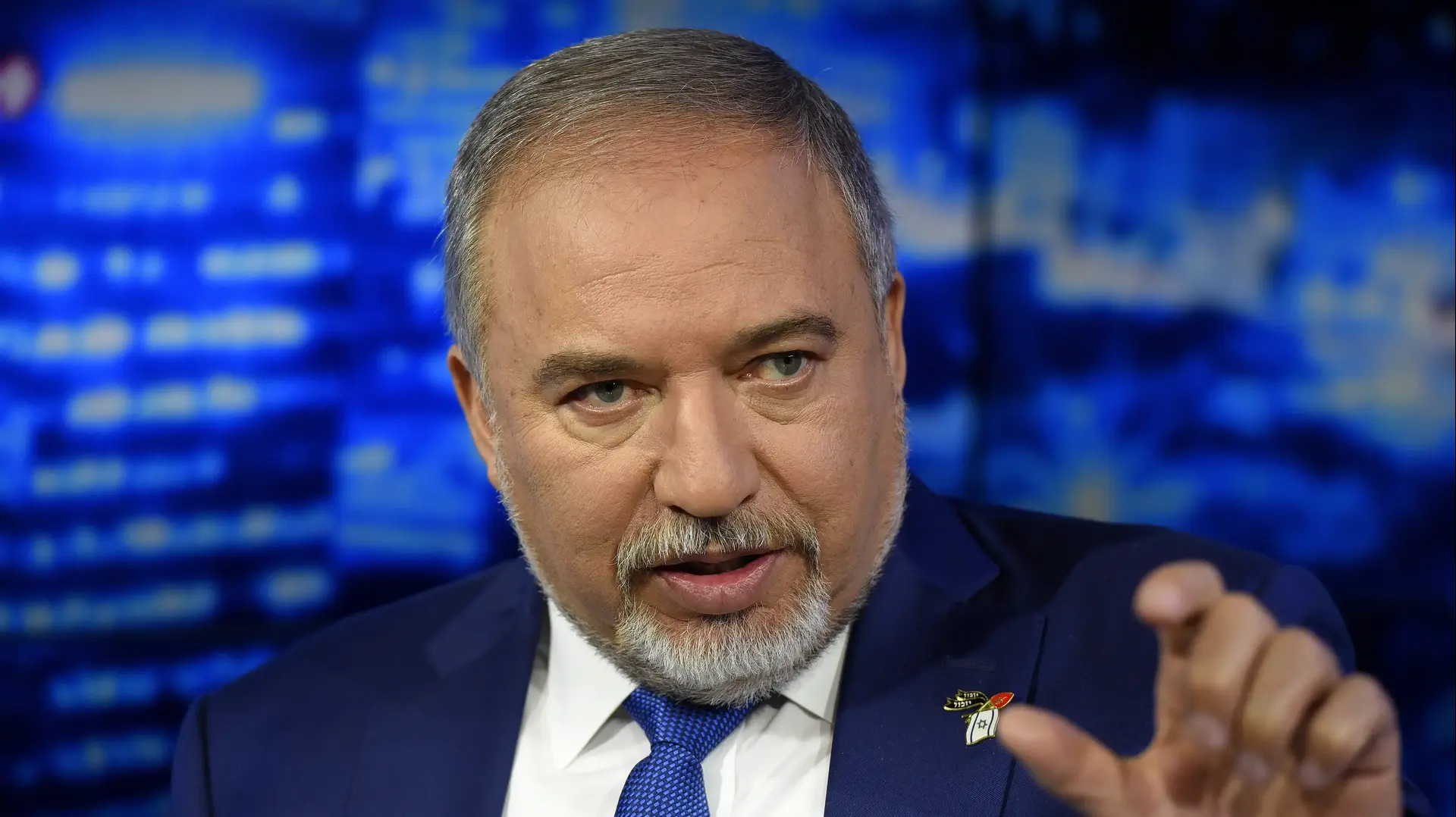 תמונות סטילס של אביגדור ליברמן וואלה טוק יעקב אילון 27.4.17 תמונות סטילס של אביגדור ליברמן וואלה טוק יעקב אילון 27.4.17