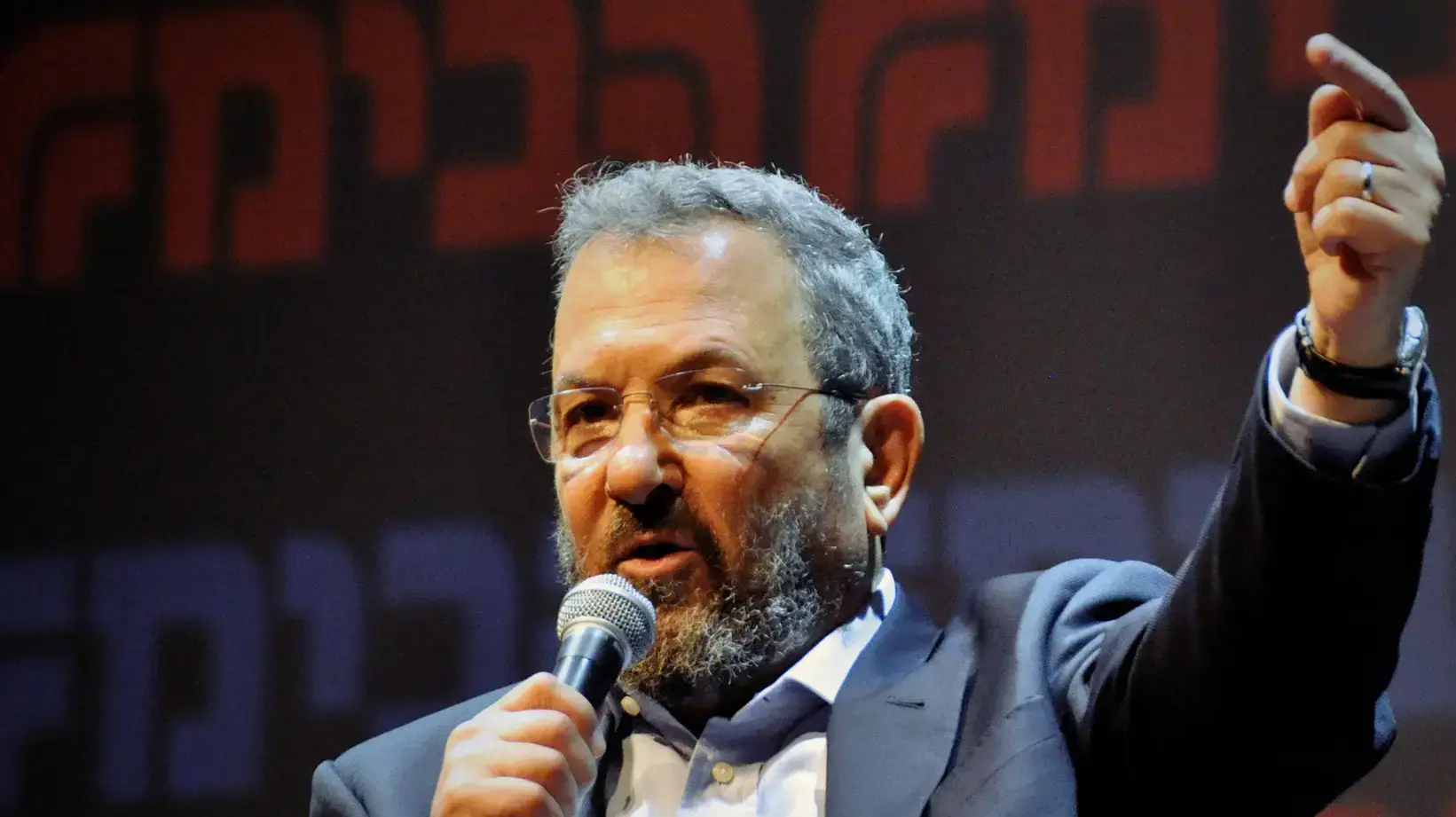 אהוד ברק בארוע שבתרבות בהבימה 3 ביוני  2017