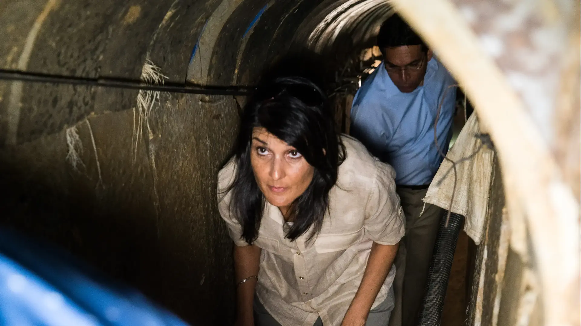שגרירת ארה"ב באו"ם ניקי היילי בסיור במנהרה של החמאס בקיבוץ כרם שלום, 8 ביוני 2017 שגרירת ארה"ב באו"ם ניקי היילי בסיור במנהרה של החמאס בקיבוץ כרם שלום, 8 ביוני 2017