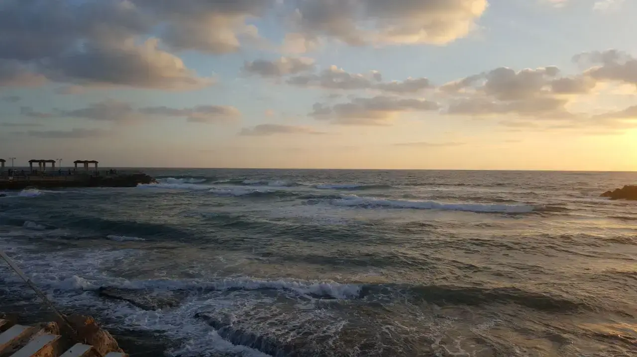טביעה בחוף גלי גליל בנהריה 10 ביוני 2017 טביעה בחוף גלי גליל בנהריה 10 ביוני 2017