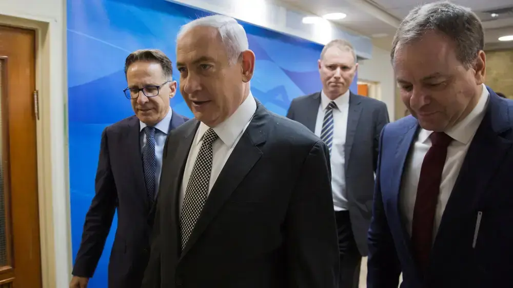 ראש הממשלה בנימין נתניהו בפתח ישיבת הממשלה 11 ליוני 2017