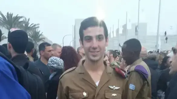 יובל מנע שנהרג בהתהפכות ג'יפ בעוטף עזה 18 ביוני 2017 יובל מנע שנהרג בהתהפכות ג'יפ בעוטף עזה 18 ביוני 2017