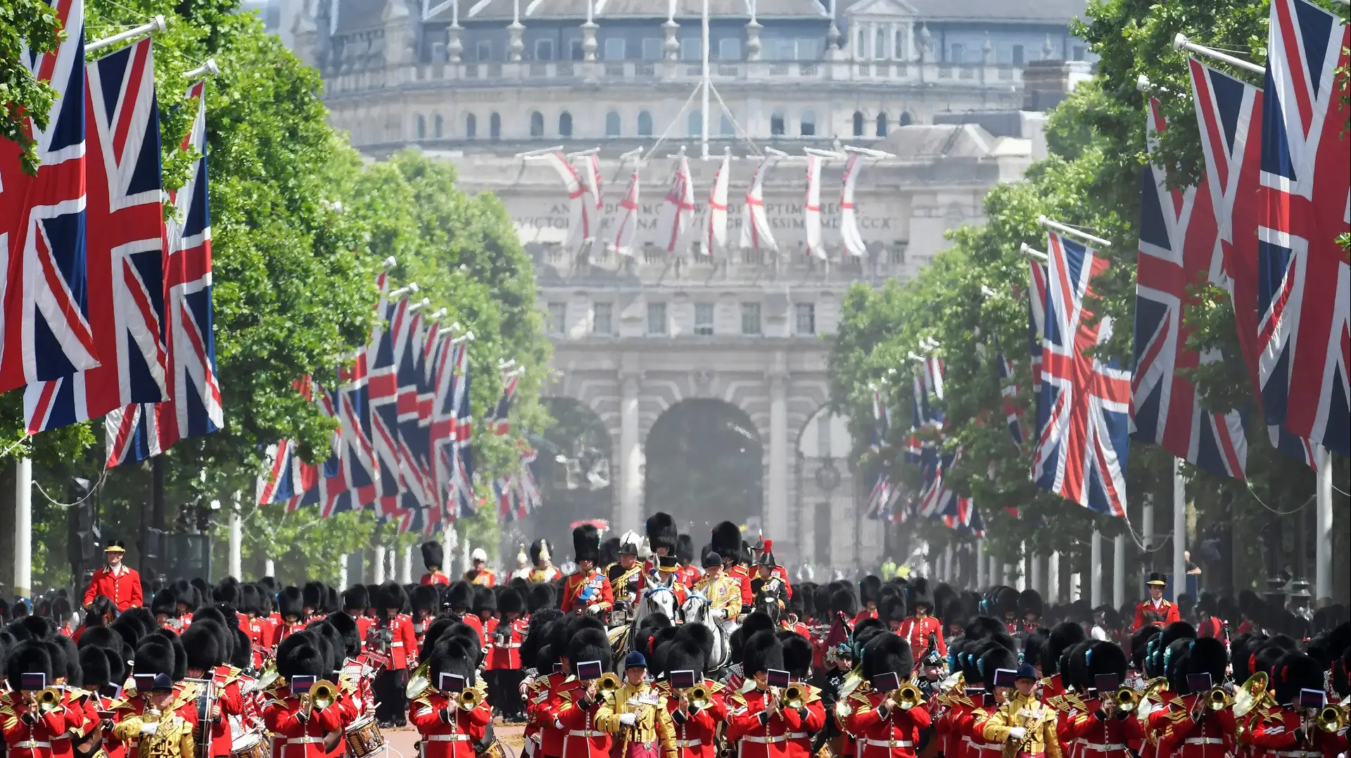 חגיגות לציון יום הולדתה של אליזבת מלכת בריטניה, 17 ביוני 2017 חגיגות לציון יום הולדתה של אליזבת מלכת בריטניה, 17 ביוני 2017