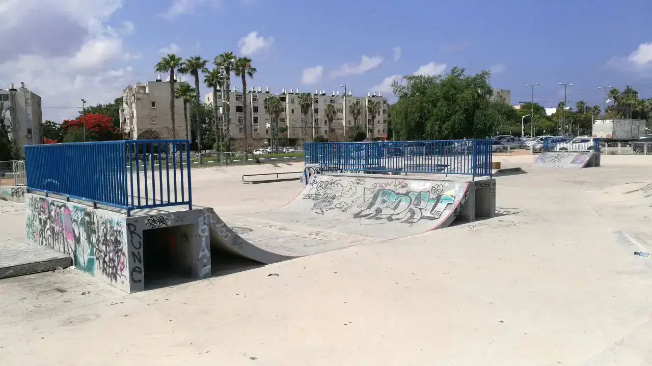 הסקייטפארק באשקלון 20 ביוני 2017 הסקייטפארק באשקלון 20 ביוני 2017
