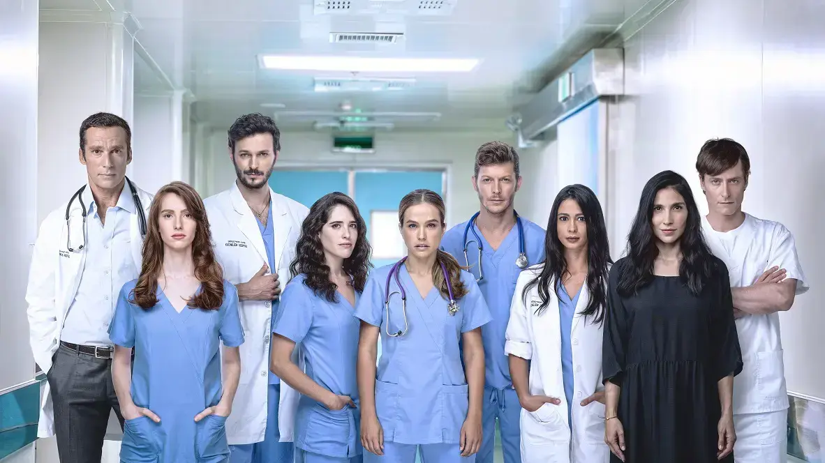 עפר שכטר משחק בעונה החדשה של "מתים לרגע" עפר שכטר משחק בעונה החדשה של "מתים לרגע"