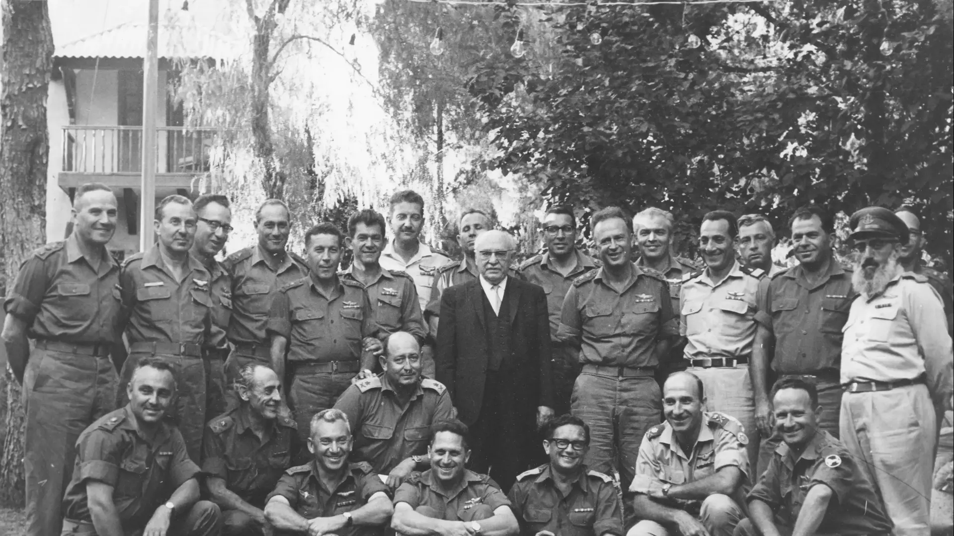 תמונות של אלופי המטה הכללי לקראת פרסום הפרוטוקולים מישיבות המטכ"ל במלחמת ששת הימים 22 ביוני 2017 תמונות של אלופי המטה הכללי לקראת פרסום הפרוטוקולים מישיבות המטכ"ל במלחמת ששת הימים 22 ביוני 2017