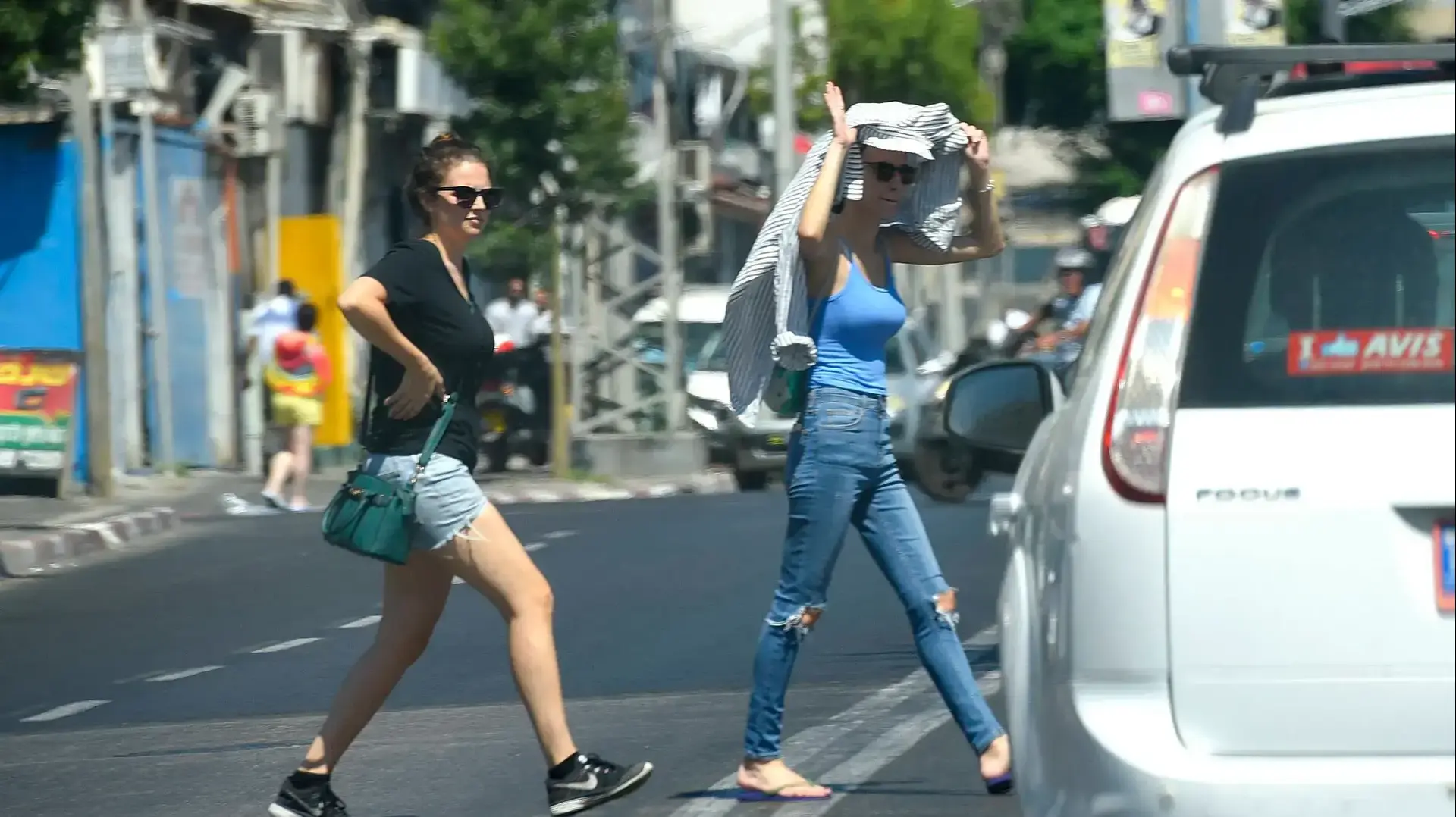 שרב קיצוני היום במרכז הארץ, 26 ביוני 2017 שרב קיצוני היום במרכז הארץ, 26 ביוני 2017