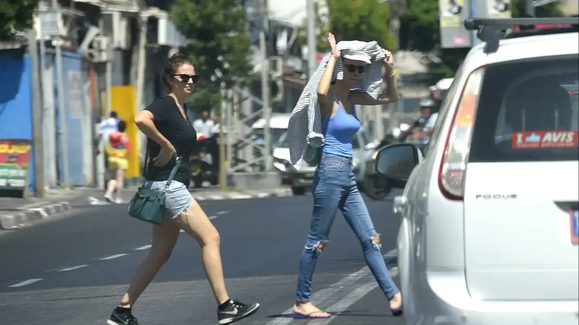 מזג אוויר החם בדרום תל אביב יפו 26 ביוני 2017 מזג אוויר החם בדרום תל אביב יפו 26 ביוני 2017