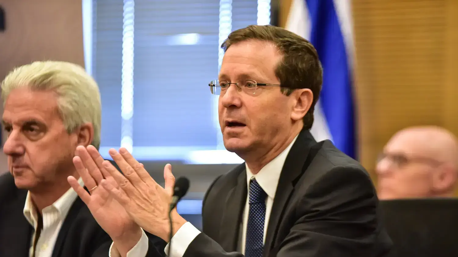 בוז'י הרצוג בפגישה עם ראשי הסונויות היהודיות בכנסת 27 ביוני 2017 בוז'י הרצוג בפגישה עם ראשי הסונויות היהודיות בכנסת 27 ביוני 2017