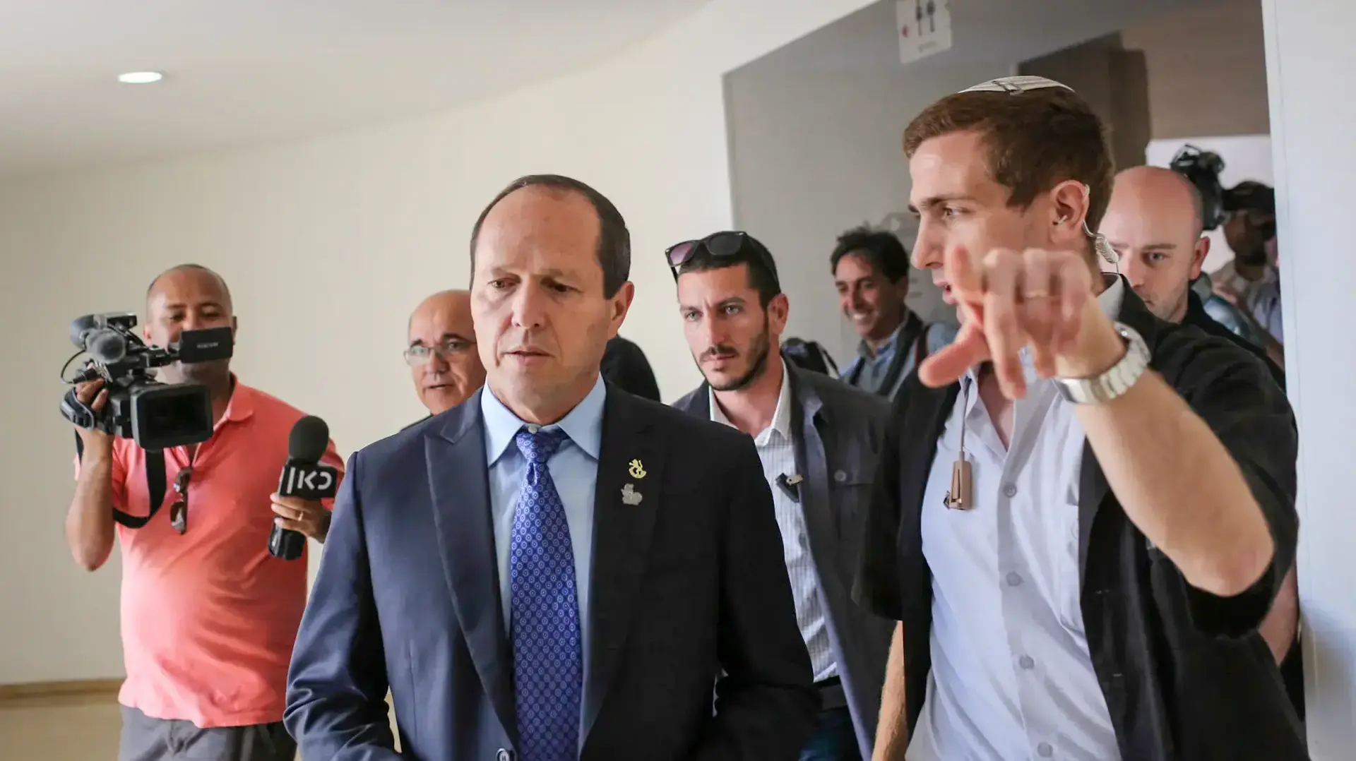 תהליך הגישור בהשתתפות הורים מנכל המשרד ומנהל הדסה, בית משפט עליון תהליך הגישור בהשתתפות הורים מנכל המשרד ומנהל הדסה, בית משפט עליון