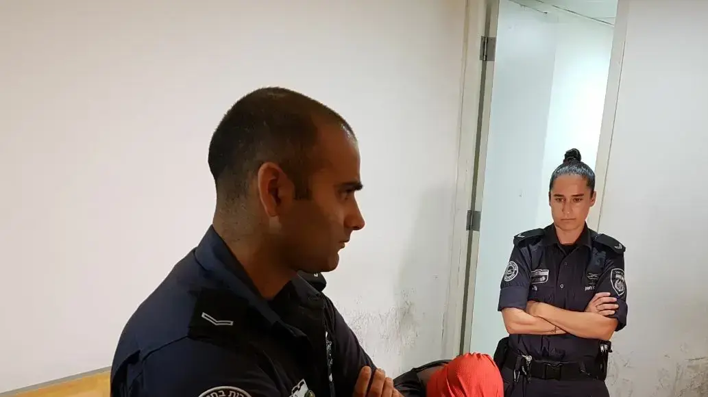 דיון הארכת מעצר אם החשודה בהתעללות בבנה בגבעת אולגה שבחדרה דיון הארכת מעצר אם החשודה בהתעללות בבנה בגבעת אולגה שבחדרה