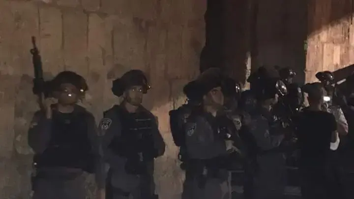 כוחות משטרה במזרח ירושלים במהלך הלוויית צעיר פלסטיני, 2 ביולי 2017 כוחות משטרה במזרח ירושלים במהלך הלוויית צעיר פלסטיני, 2 ביולי 2017