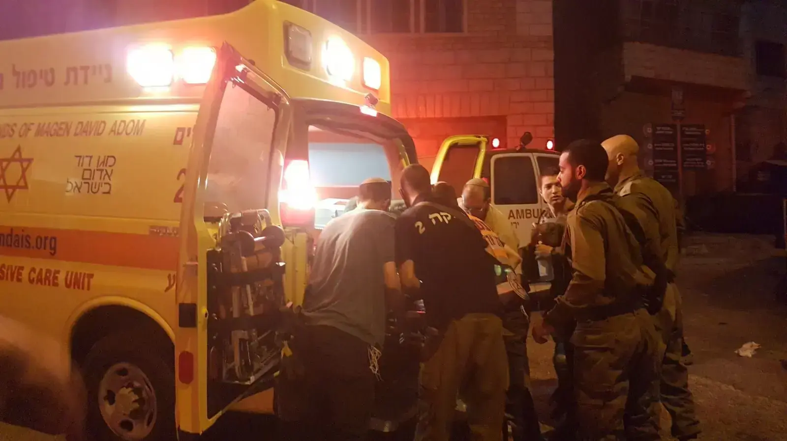 פינוי פצוע מפליטת כדור בחזה  בצומת ג'ילבר מתחת לתל רומידה 4 ביולי 2017
