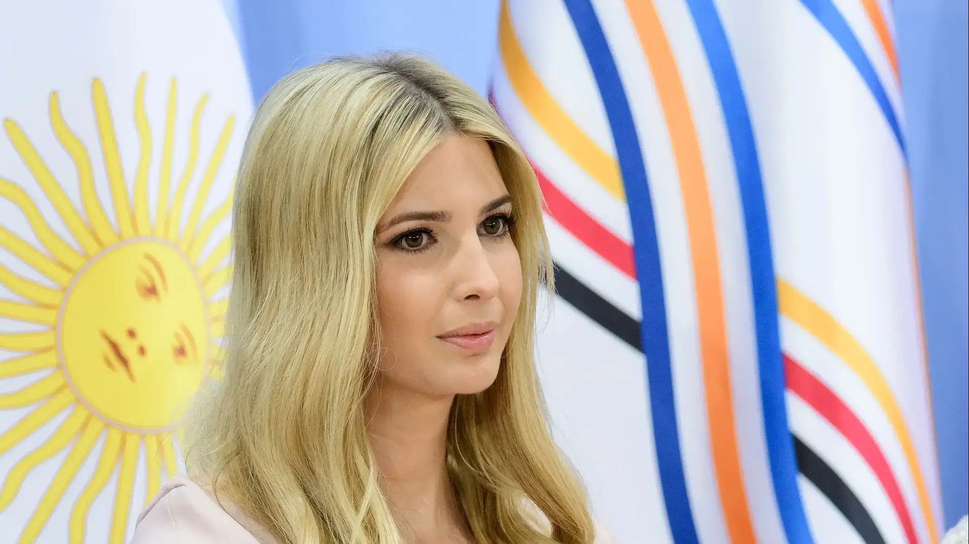 איוונקה טראמפ בוועידת G20, המבורג, גרמניה, יולי 2017 איוונקה טראמפ בוועידת G20, המבורג, גרמניה, יולי 2017